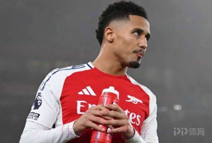 队报:皇马今夏首要目标萨利巴 球员也想加盟皇马 队报:皇马今夏首要目标萨利巴 球员也想加盟皇马